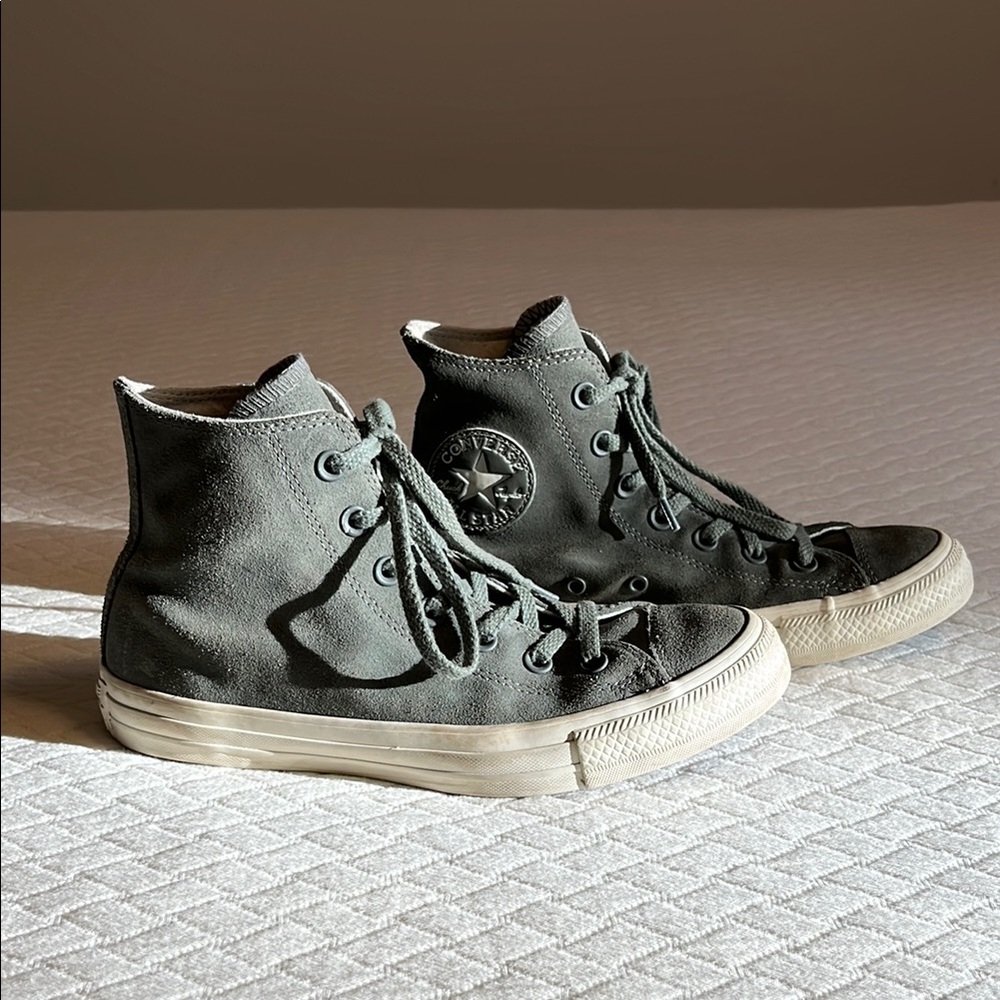 Converse All Star leather upper High-Top Athletic Shoes, sage green and Cream M6